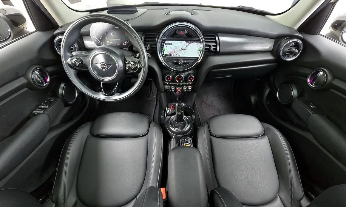 Mini Cooper 2021 из KR, фото 10