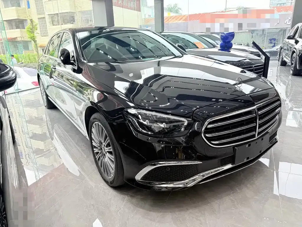 Mercedes-Benz E-Class 2022 из CN, фото 2
