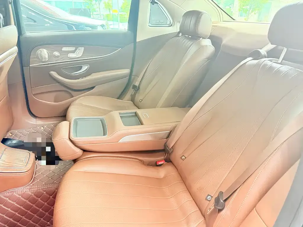 Mercedes-Benz E-Class 2022 из CN, фото 8