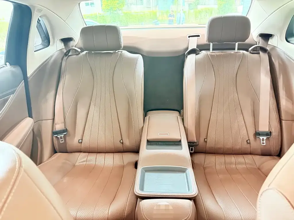 Mercedes-Benz E-Class 2022 из CN, фото 3