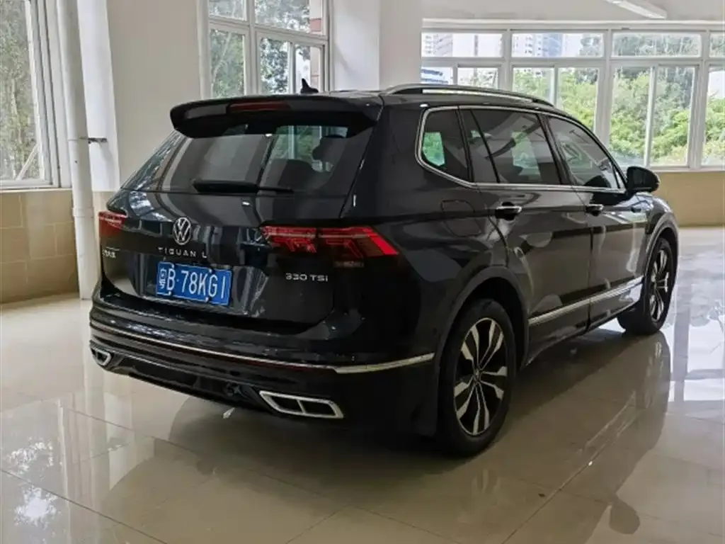 Volkswagen Tiguan L — фото 6