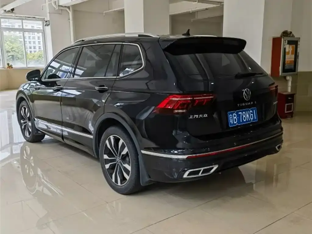 Volkswagen Tiguan L — фото 3