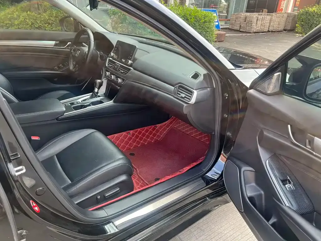 Honda Accord — фото 6