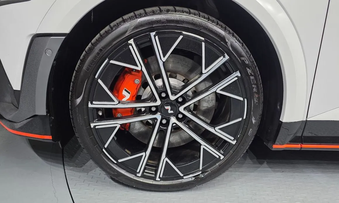 Hyundai Ioniq5 — фото 10