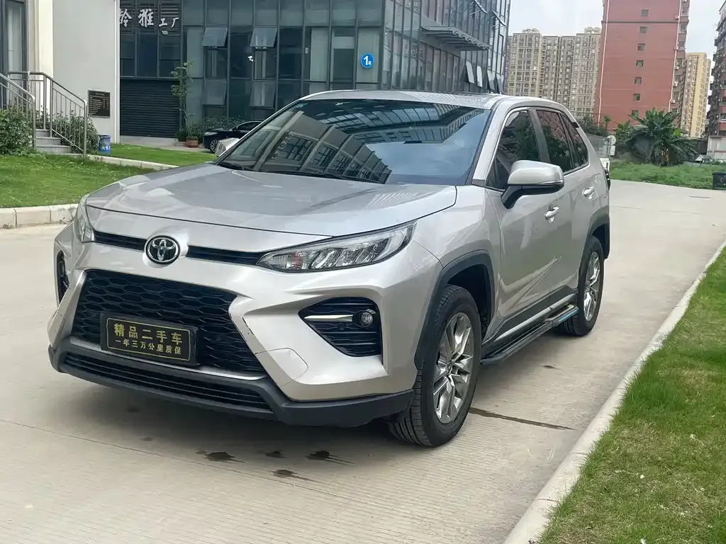 Toyota Wildlander — фото 1