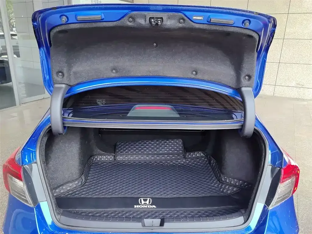 Honda Civic — фото 9