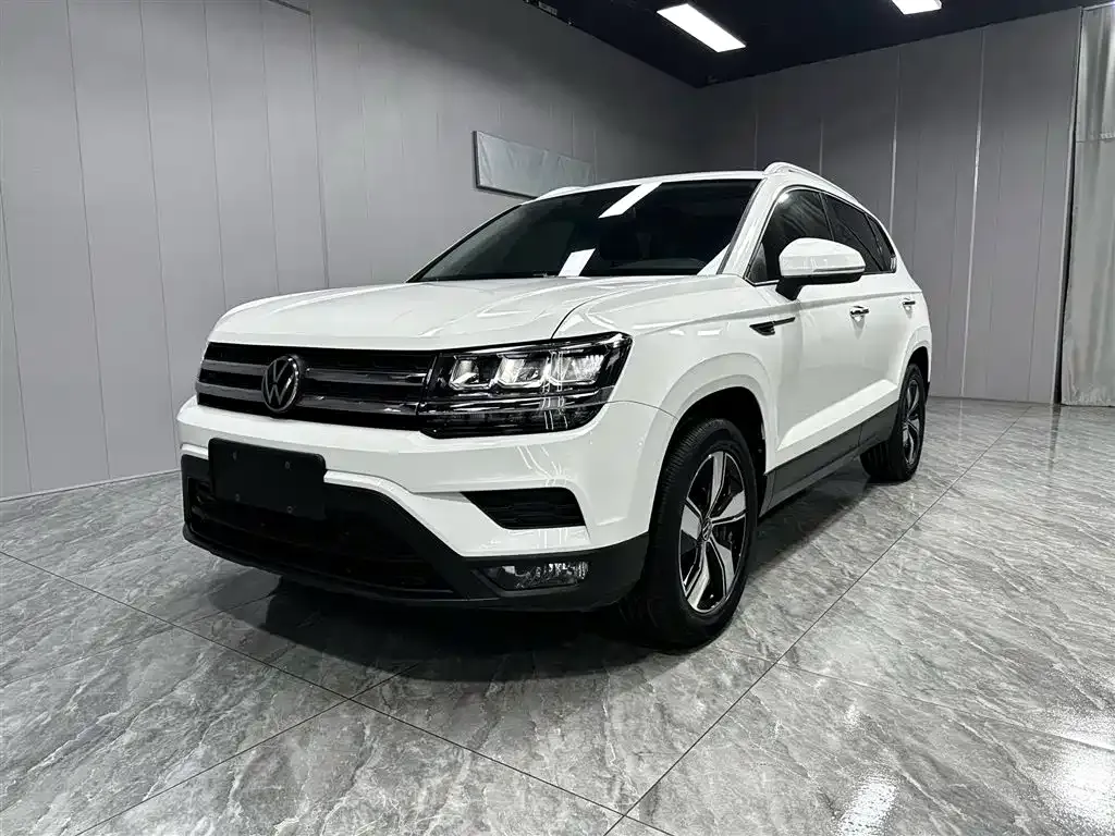 Volkswagen Tharu — фото 1