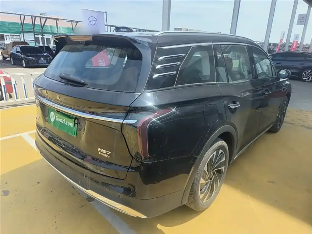 Hongqi HS7 PHEV — фото 6