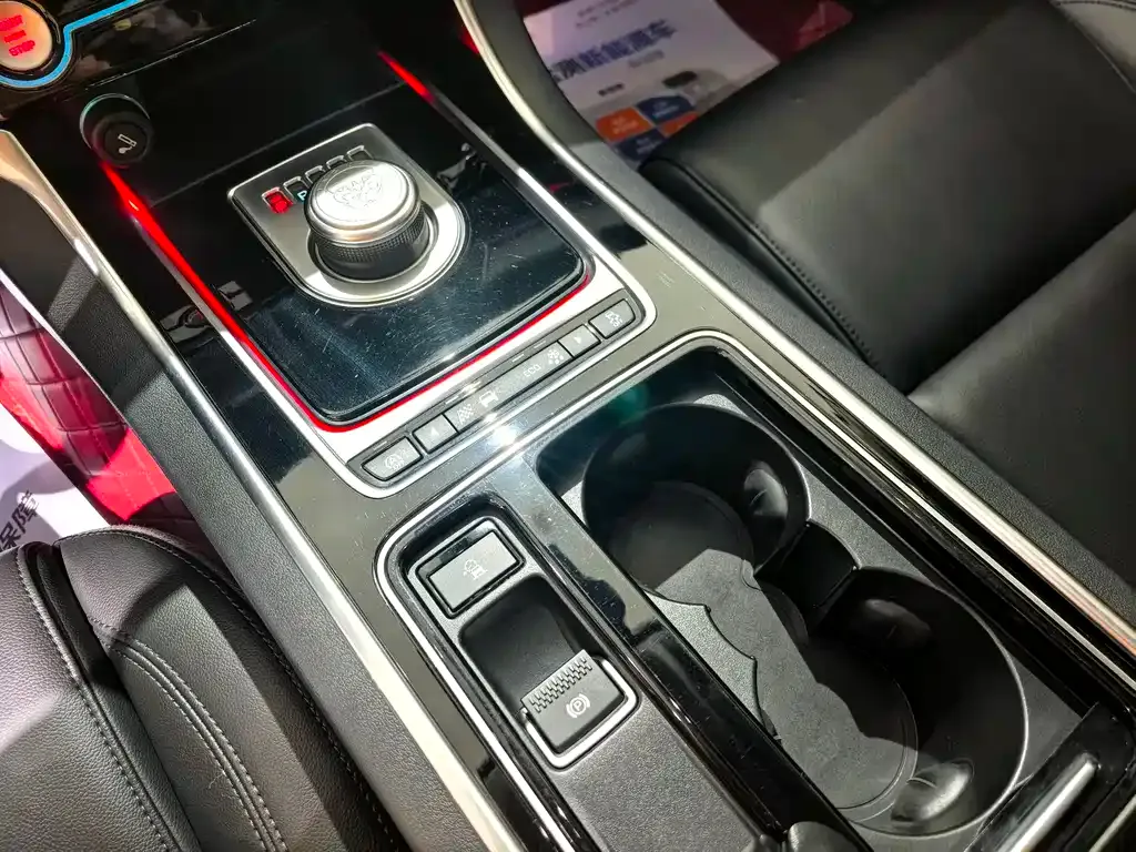 Jaguar XFL 2021 из CN, фото 8