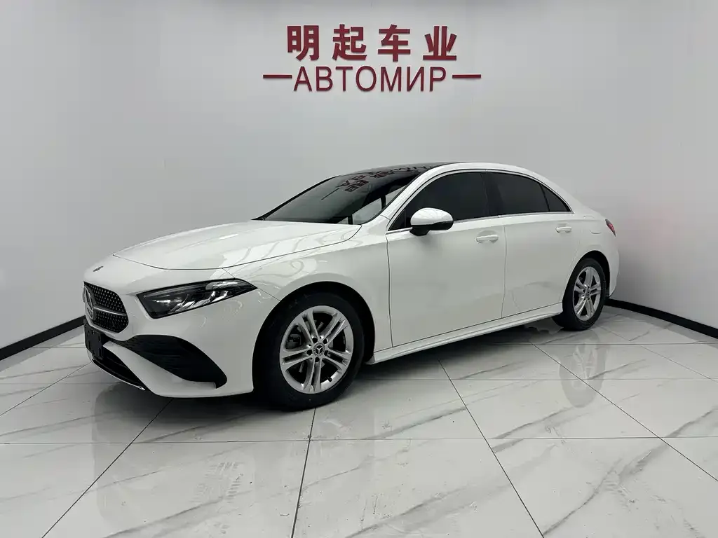 Mercedes-Benz A-Class — фото 1