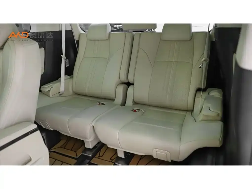 Toyota Vellfire 2023 из CN, фото 10