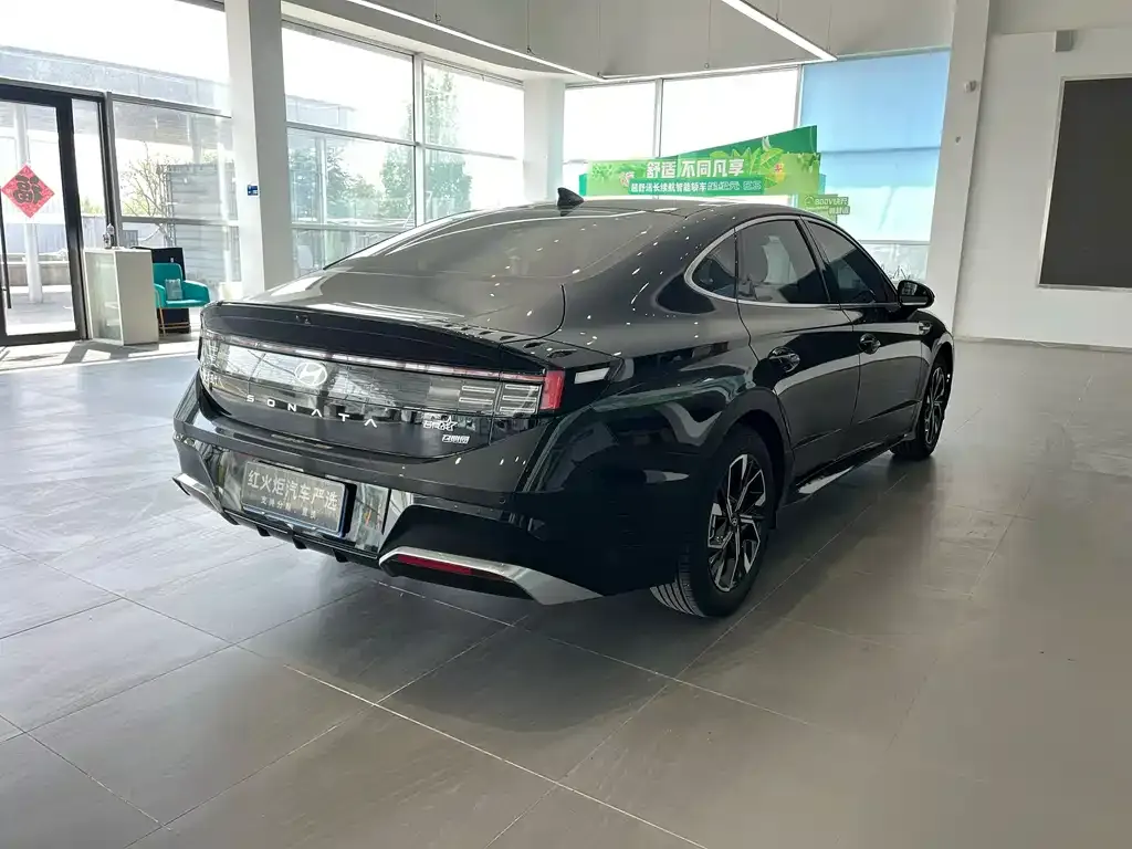Hyundai Sonata 2024 из CN, фото 9