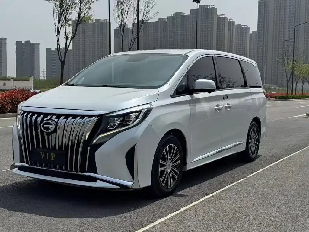GAC Motor Trumpchi M8 — фото 1