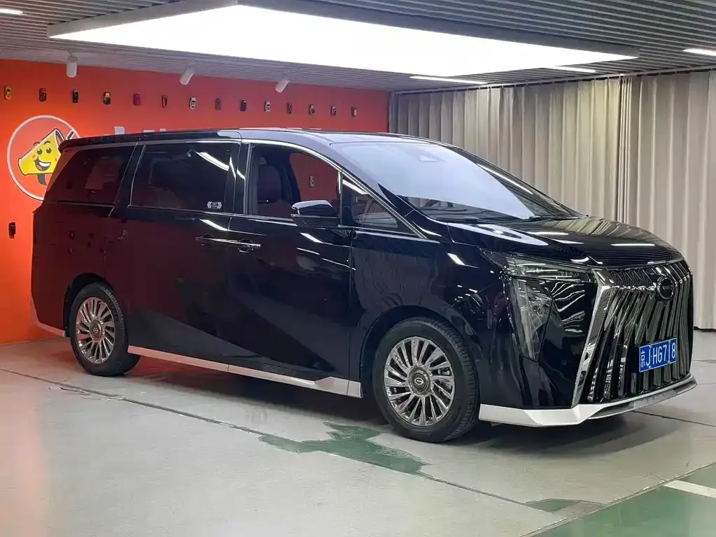 GAC Motor Trumpchi M8 — фото 10
