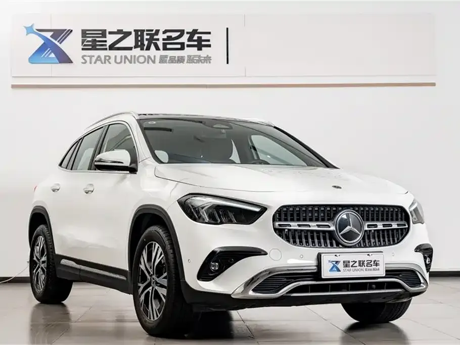 Mercedes-Benz GLA — фото 7
