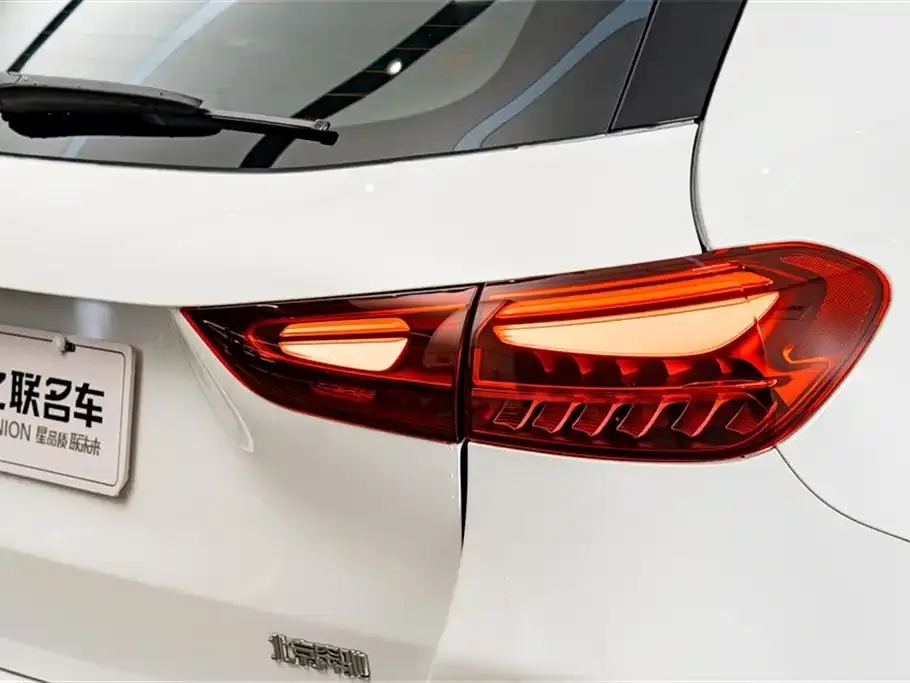 Mercedes-Benz GLA — фото 6