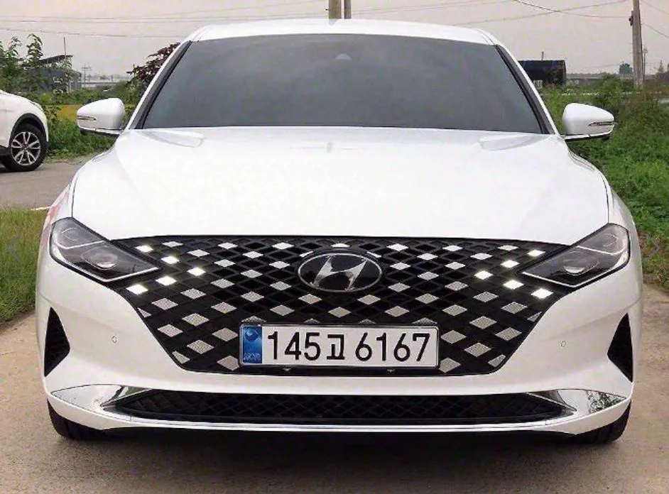 Hyundai Grandeur — фото 1