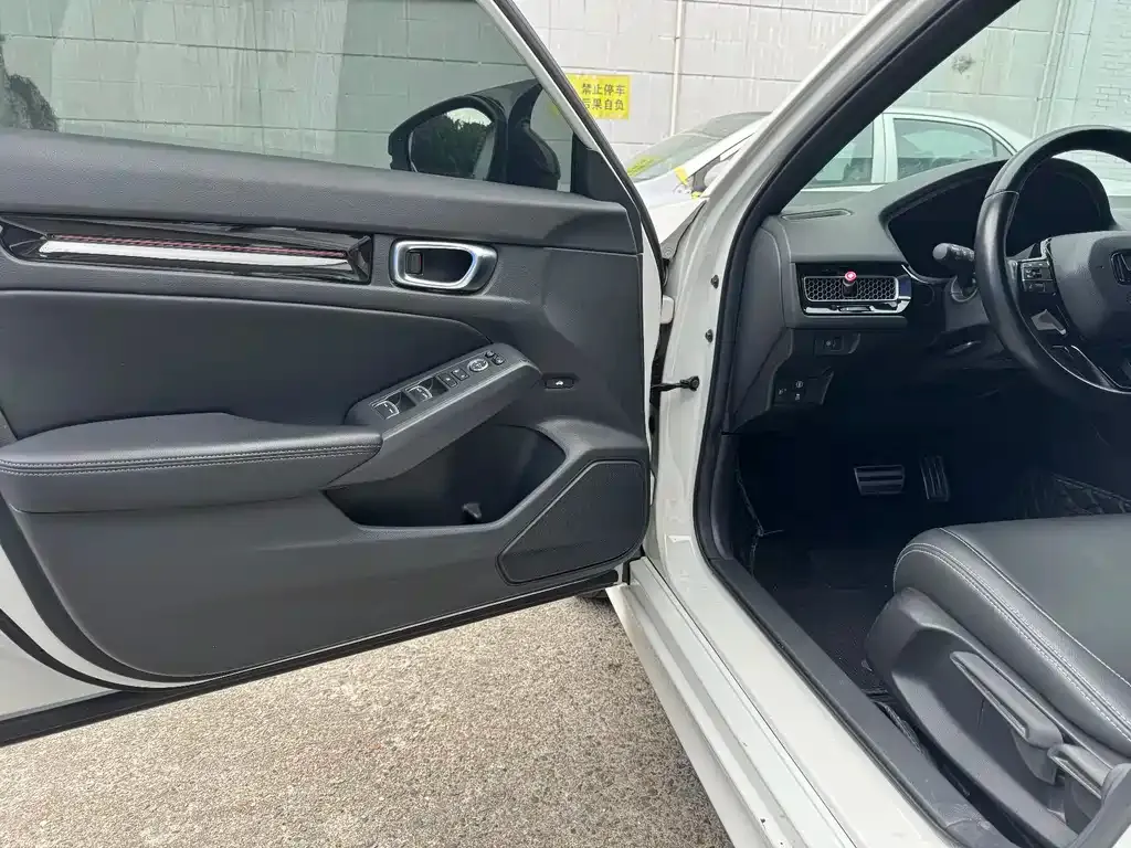 Honda Civic — фото 9