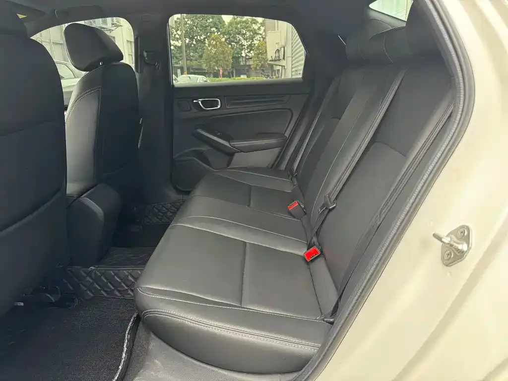 Honda Civic — фото 8