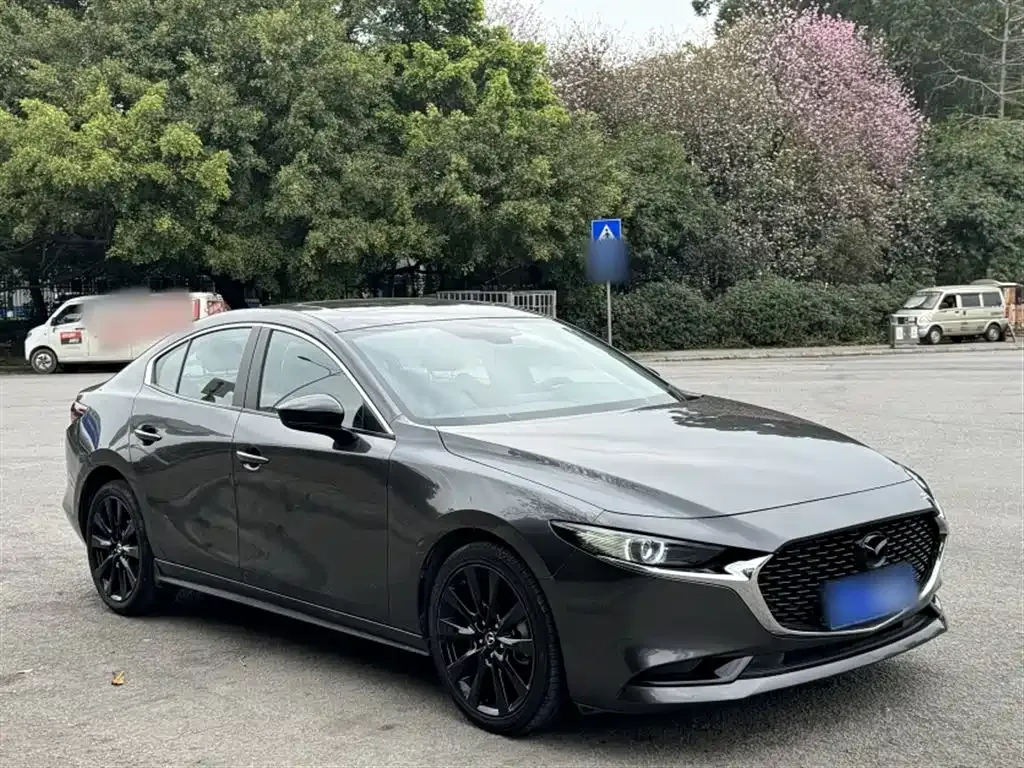 Mazda 3 Axela — фото 9