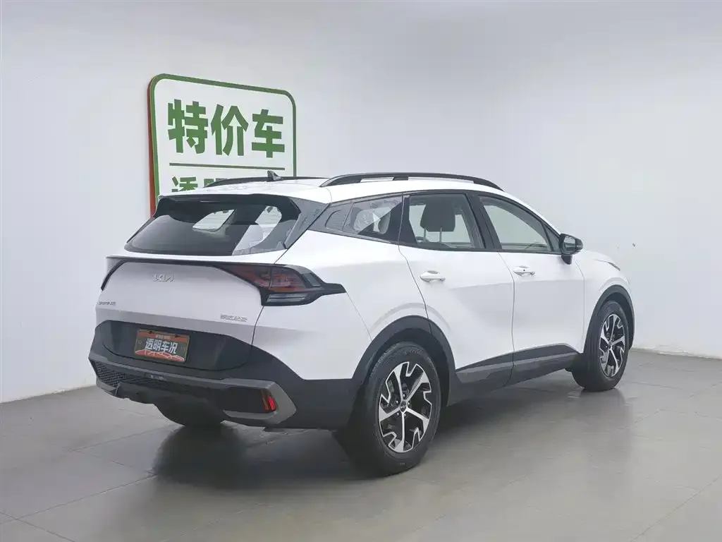 Kia Sportage 2024 из CN, фото 2