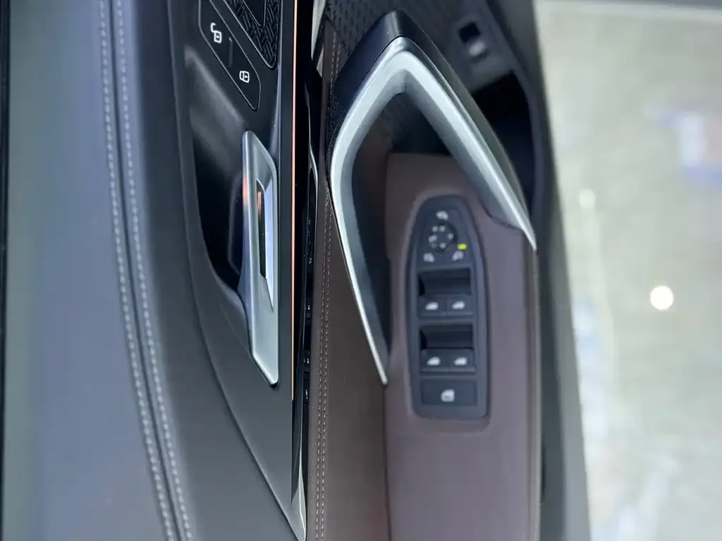 BMW X1 — фото 2