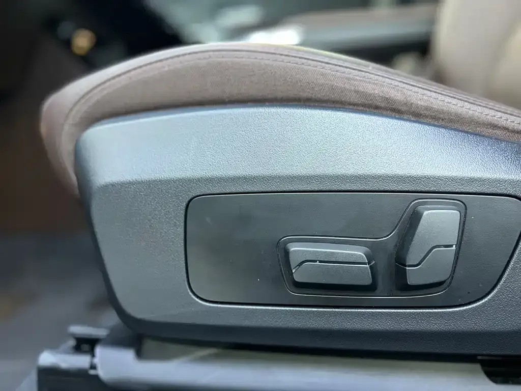 BMW X1 — фото 4