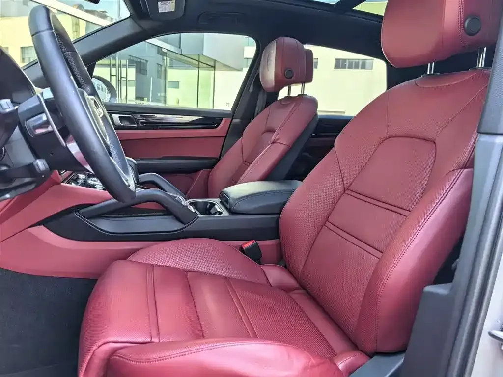 Porsche Cayenne — фото 2