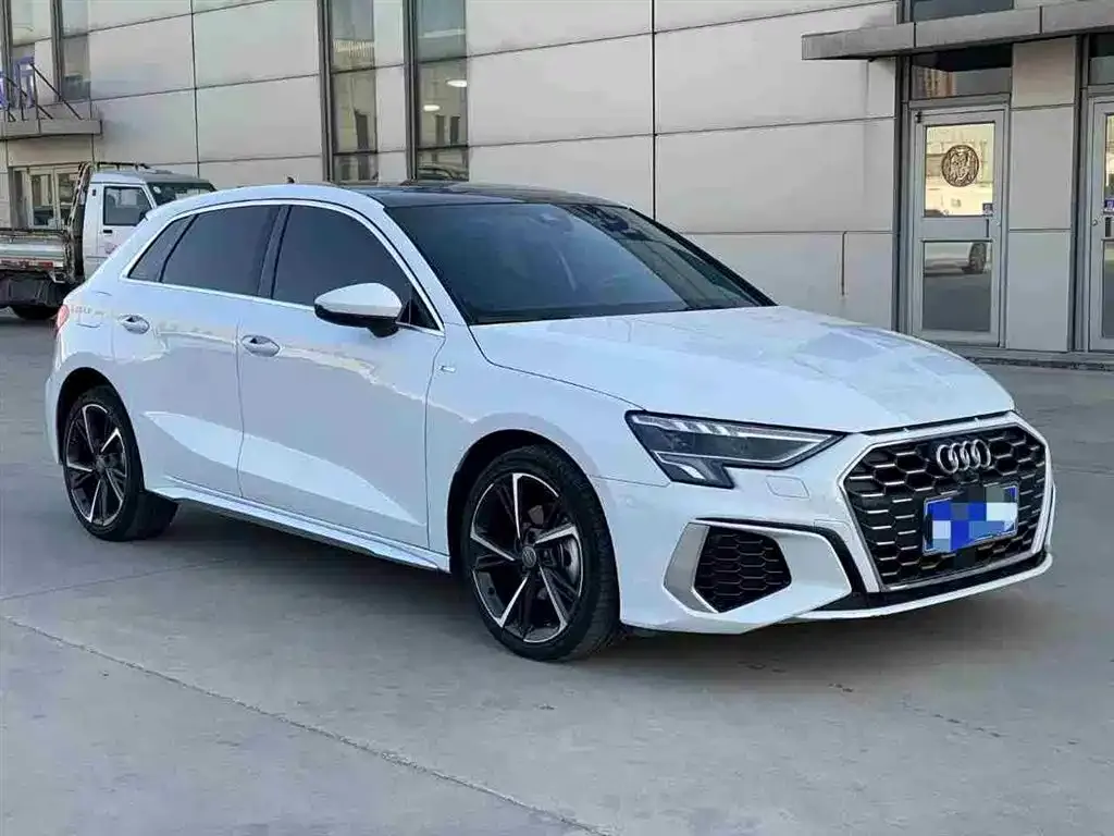 Audi A3 2022 из CN, фото 4