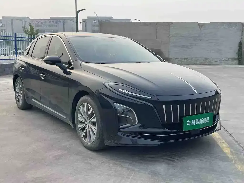 Hongqi E-QM5 — фото 4