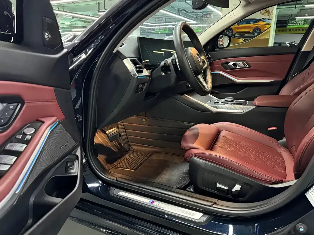 BMW 3 Series 2024 из CN, фото 7