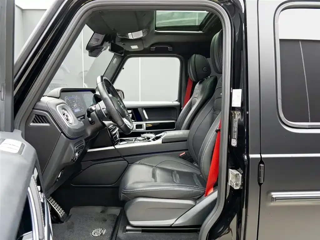 Mercedes-Benz G-Class AMG — фото 7