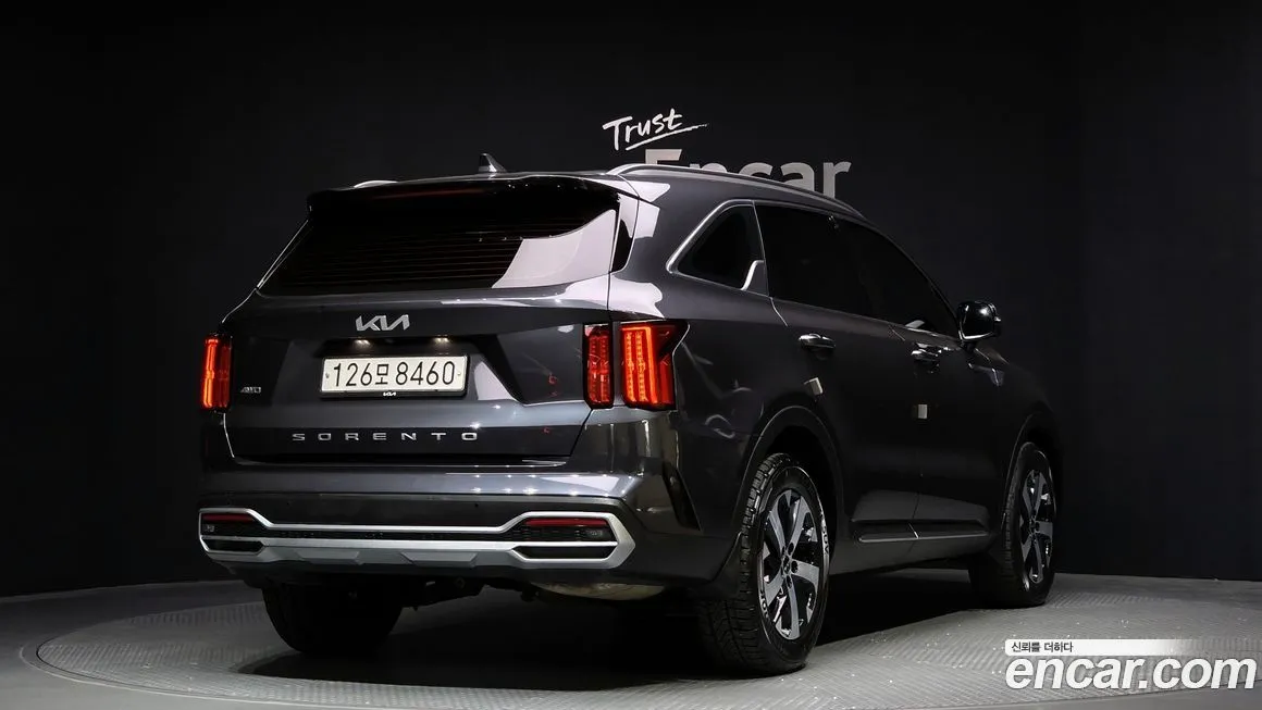 Kia Sorento — фото 5