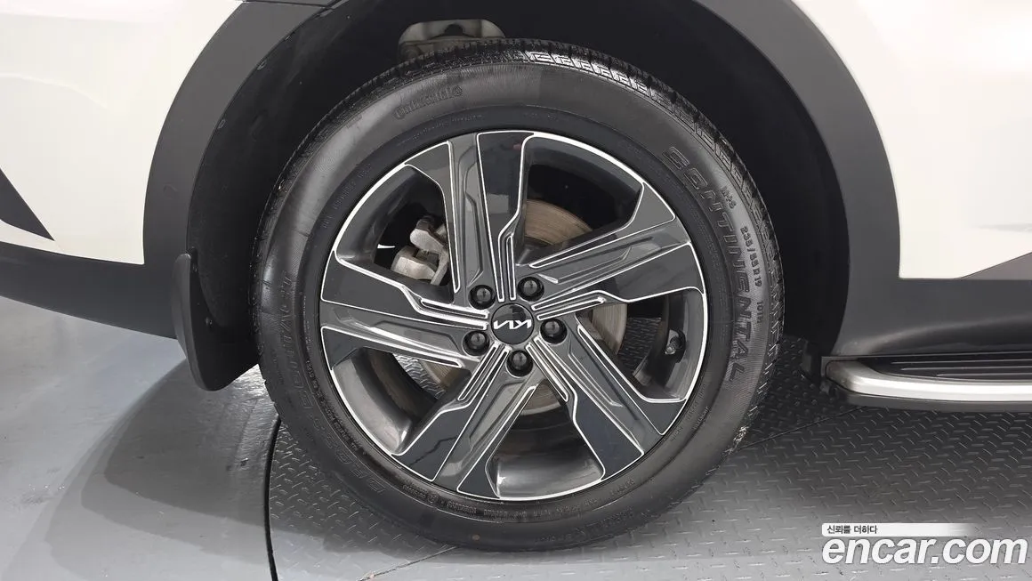 Kia Sorento — фото 5