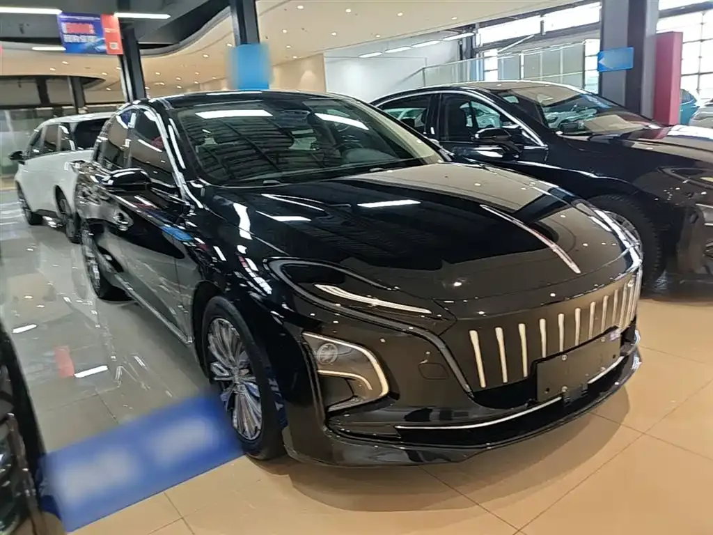 Hongqi E-QM5 — фото 7