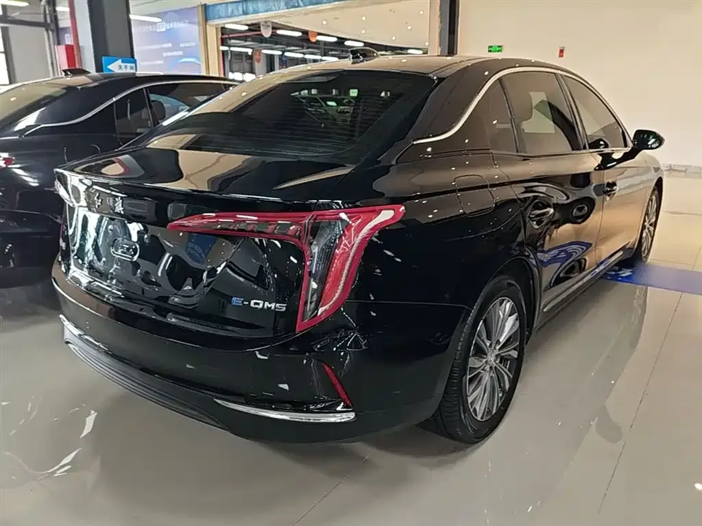 Hongqi E-QM5 — фото 5