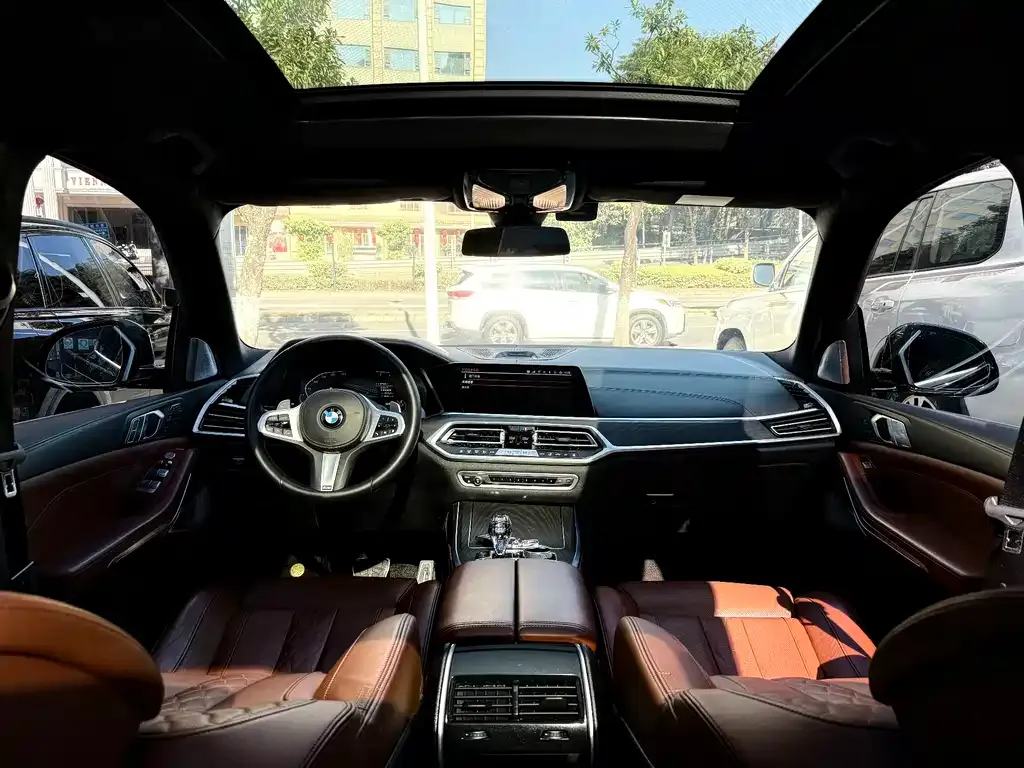 BMW X7 2022 из CN, фото 2