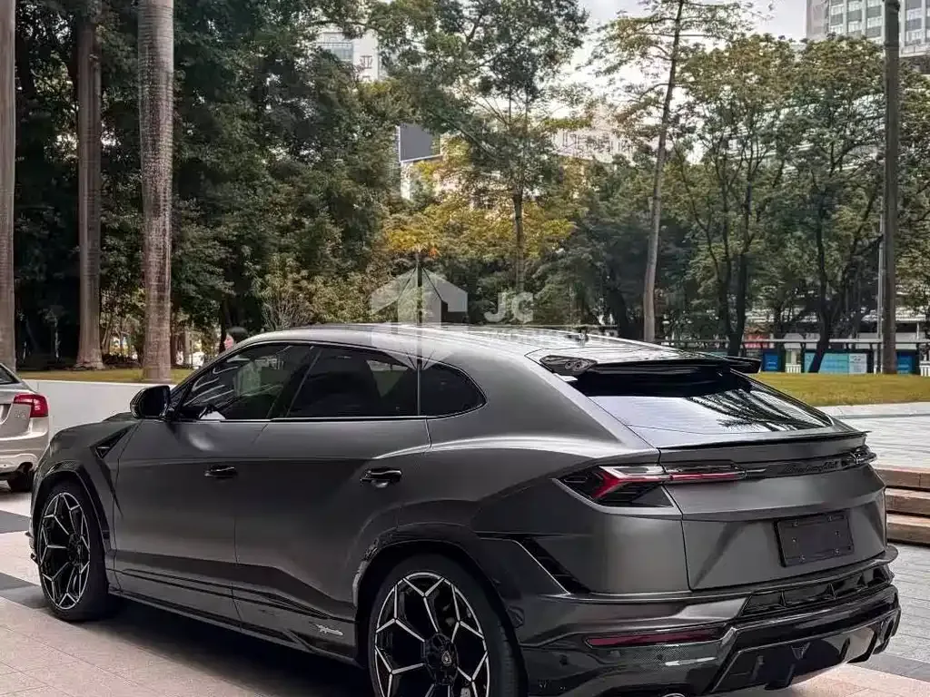 Lamborghini Urus — фото 7
