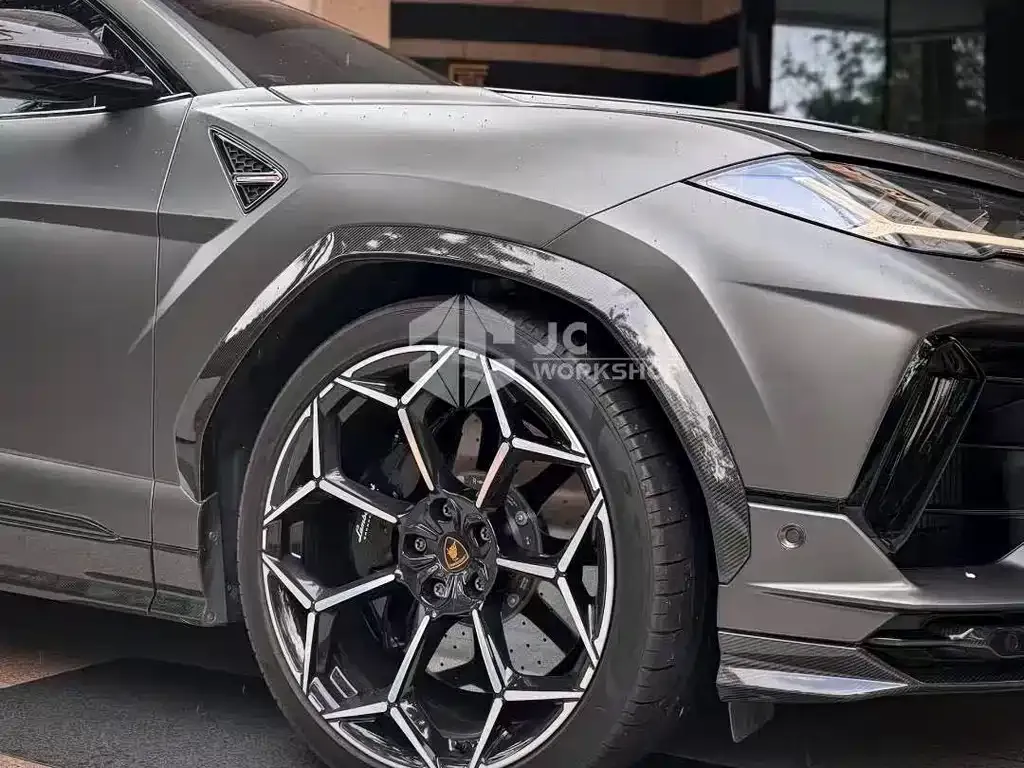 Lamborghini Urus — фото 5