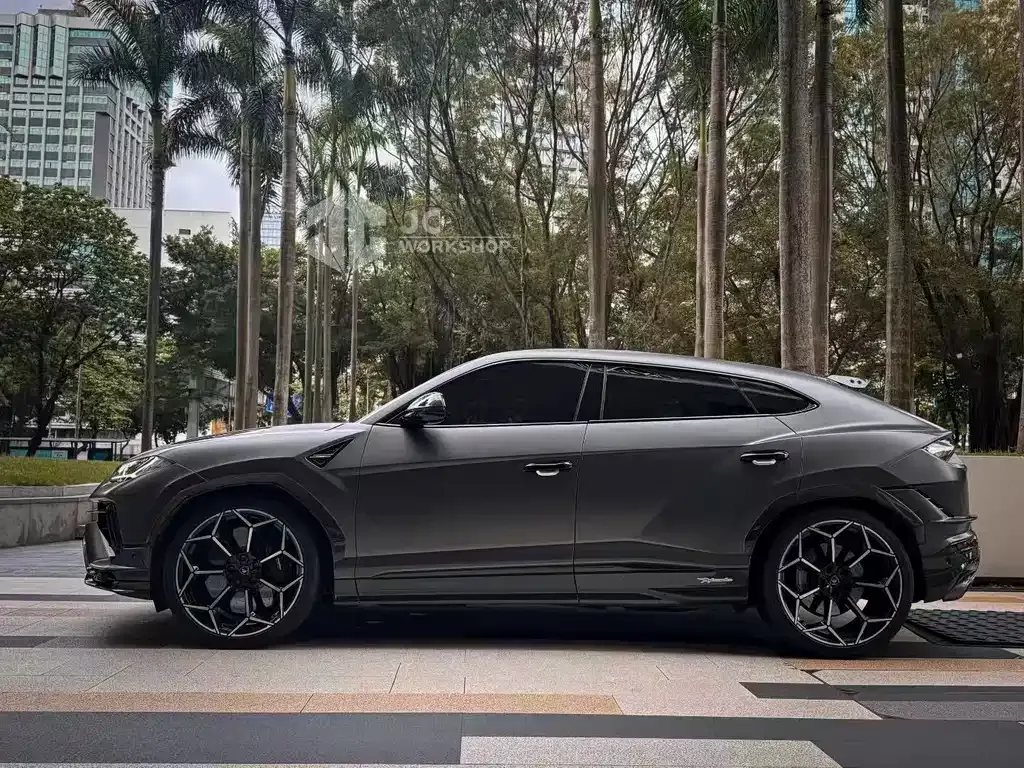 Lamborghini Urus — фото 8