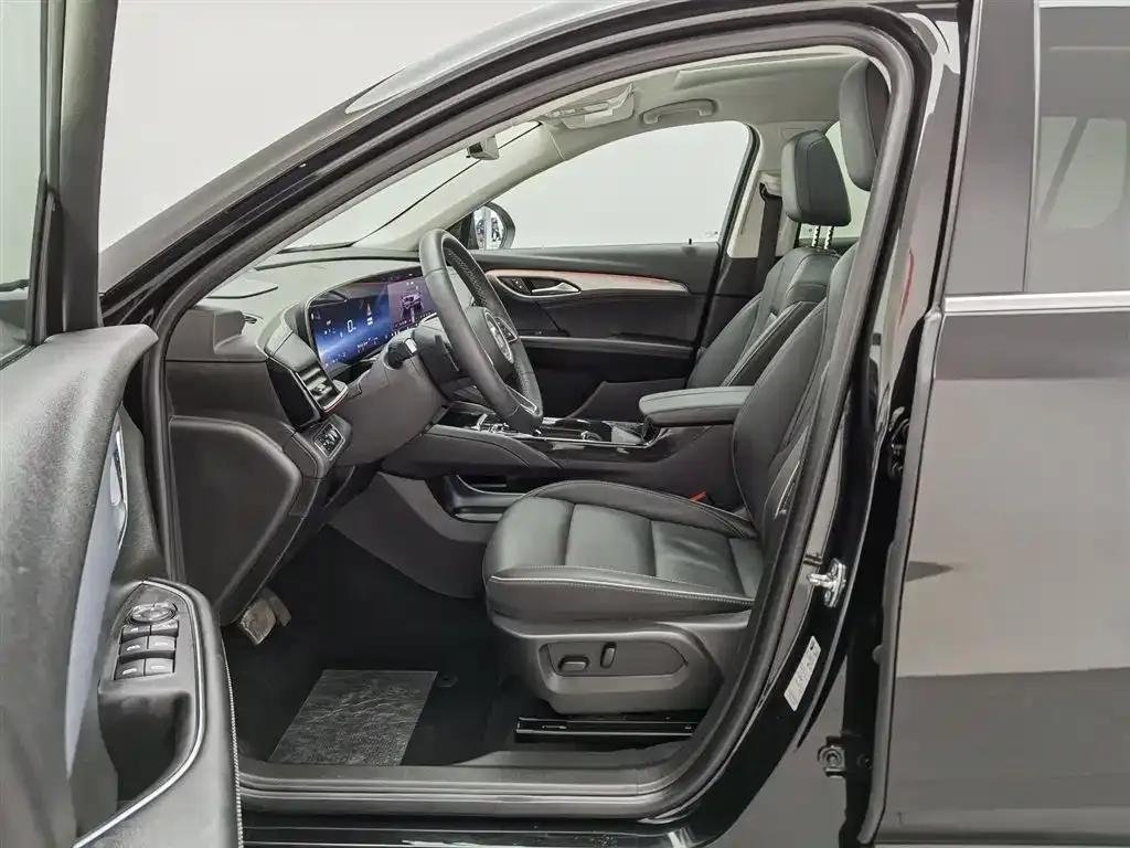 Buick Envision Plus — фото 5