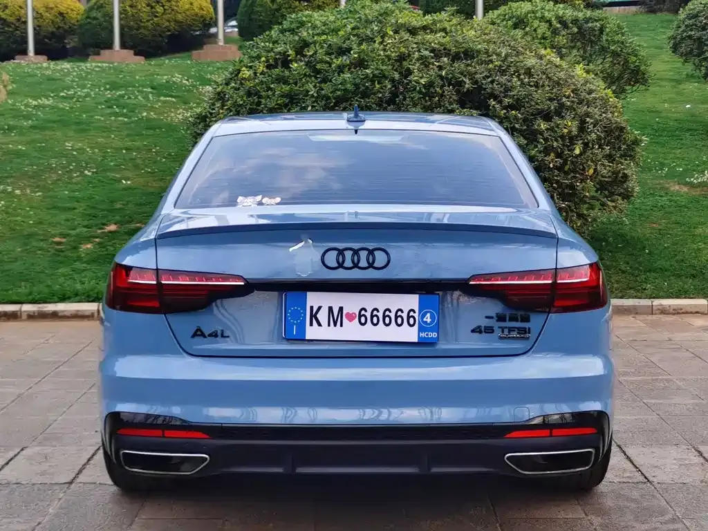 Audi A4L — фото 6