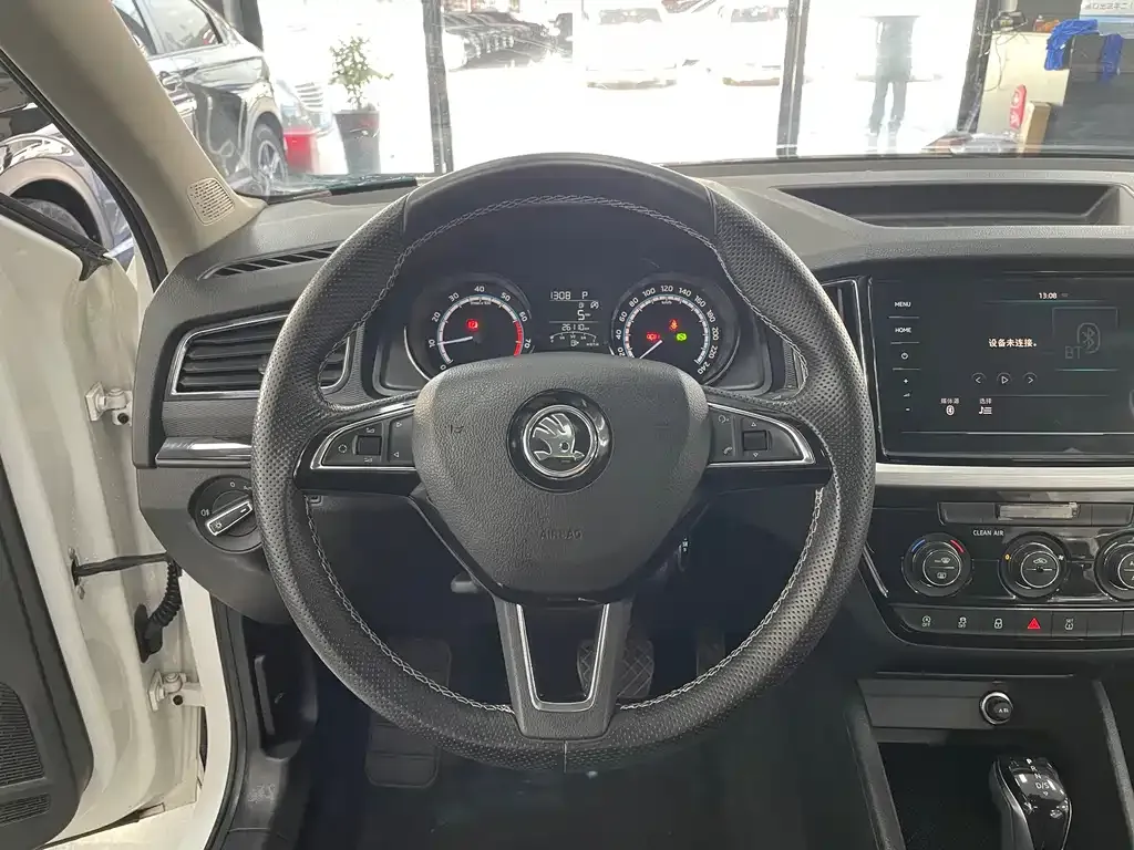 Skoda Kamiq — фото 7