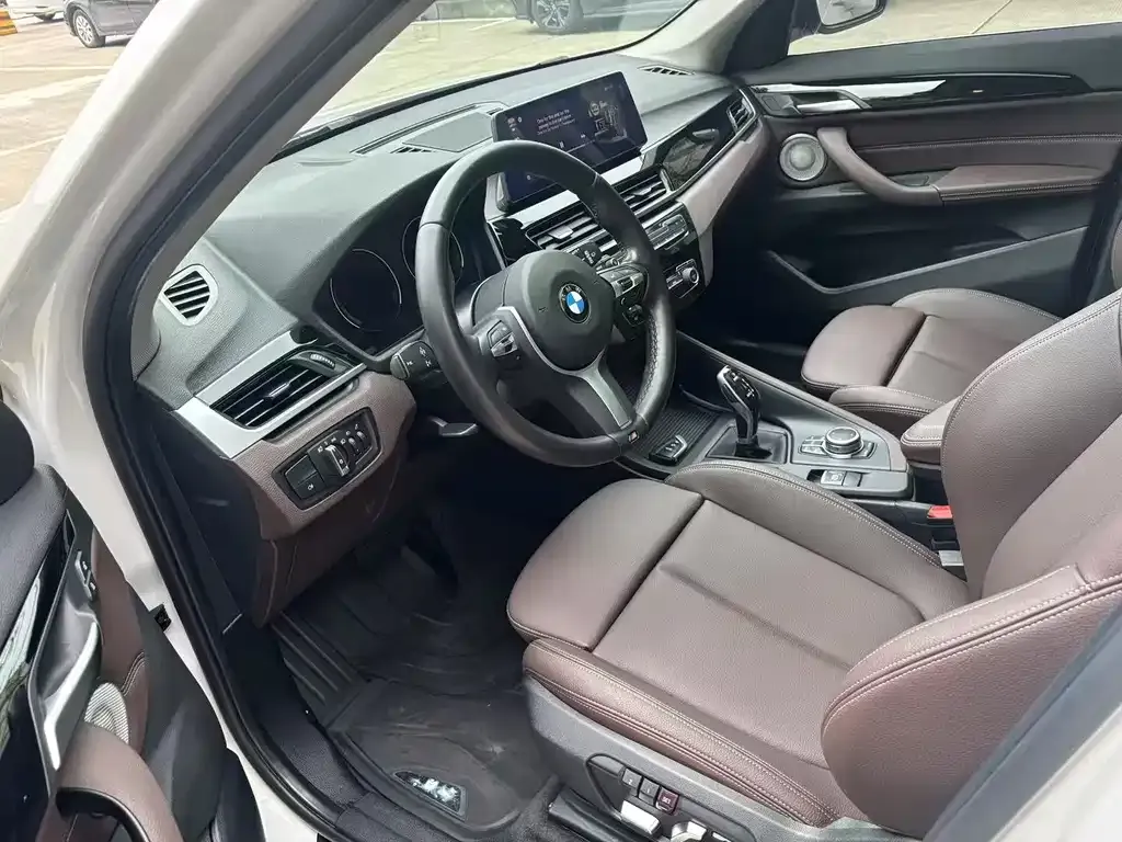 BMW X1 — фото 2