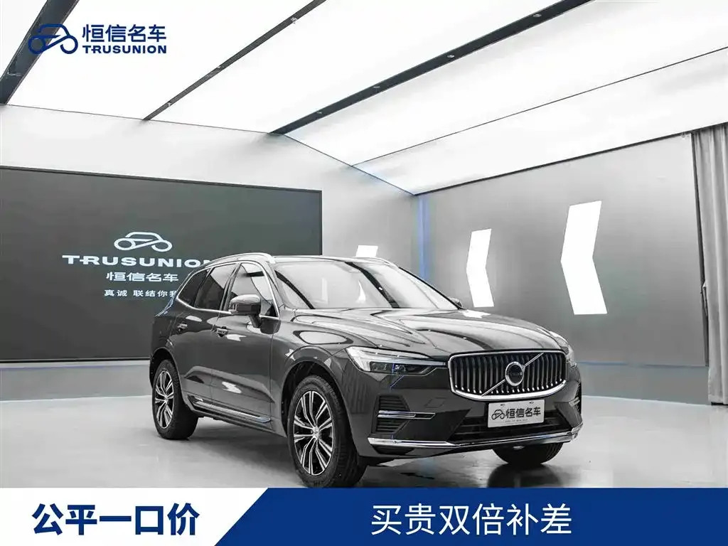 Volvo XC60 — фото 1