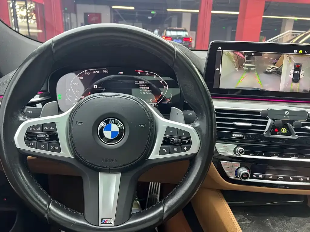 BMW 6 Series GT — фото 10