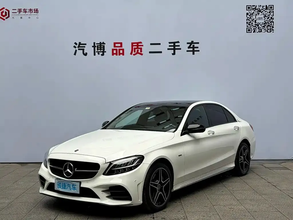 Mercedes-Benz C-Class — фото 1