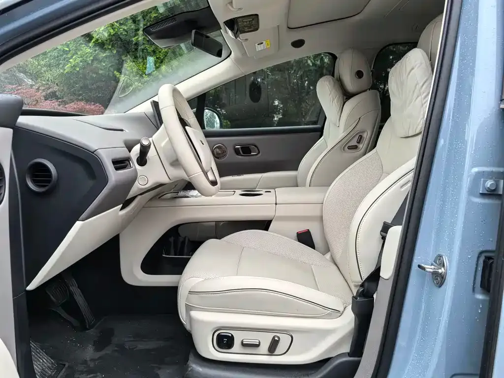 Li Auto i8 2025 из CN, фото 7