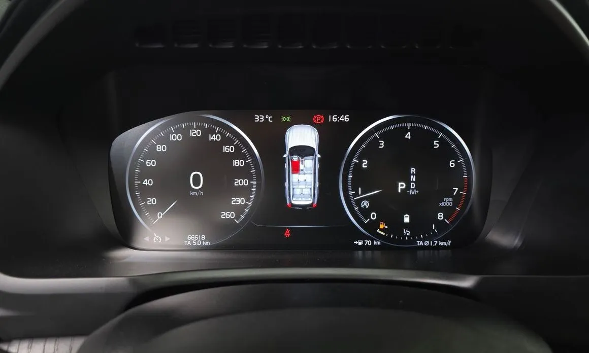 Volvo XC90 2022 из KR, фото 4