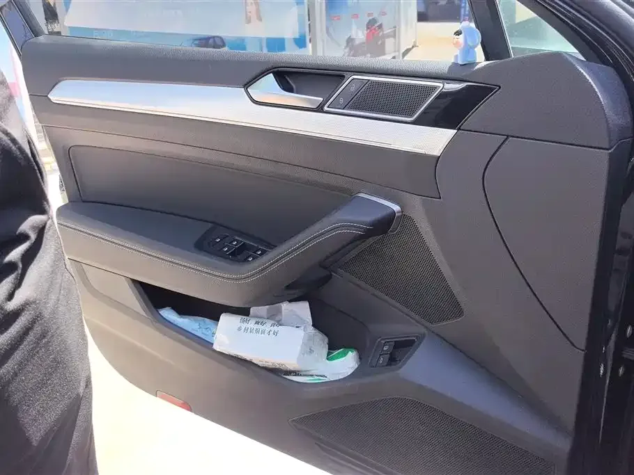 Volkswagen Magotan GTE PHEV 2023 из CN, фото 7